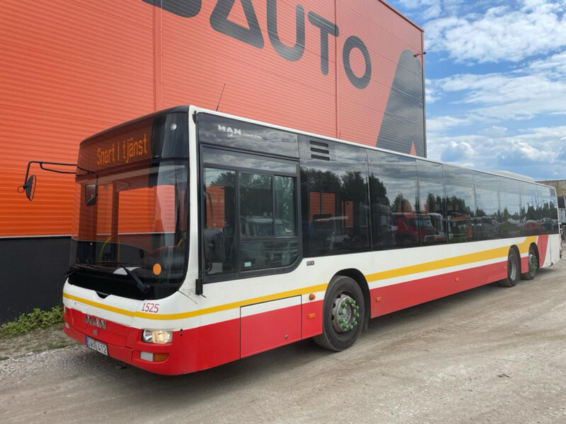 Stadsbuss MAN A44 EEV // 2+2+1 doors: bild 4