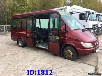 Minibuss, Persontransport MERCEDES-BENZ Sprinter 413: bild 1