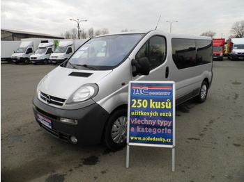 Opel Vivaro 9 sitze klima,automatik  - Minibuss