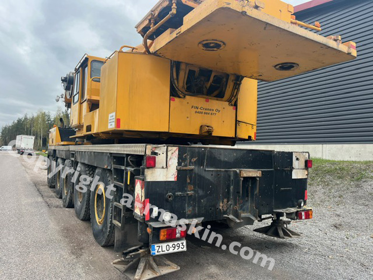 Allterrängkran Grove GMK 5180 - hook height 98 m