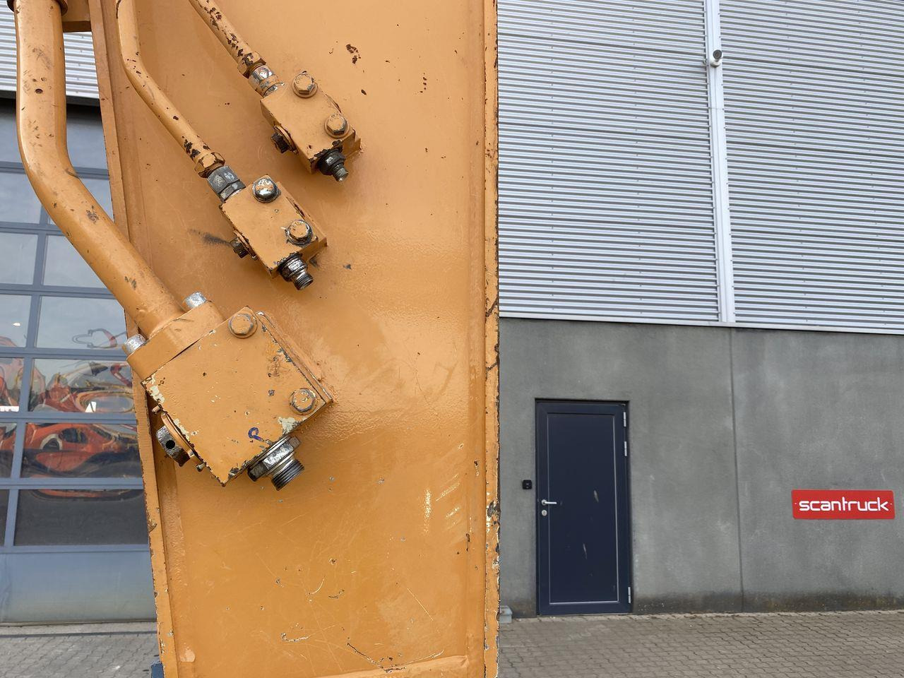 Bandgrävare Case CX300D