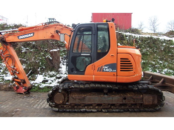 Bandgrävare Doosan DX140LCR-3