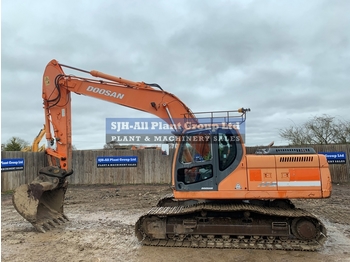 Bandgrävare Doosan DX225LC