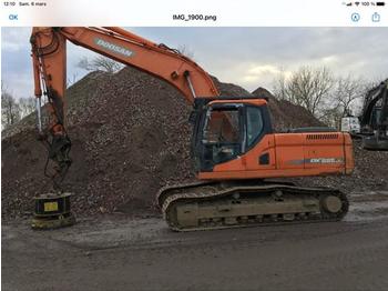 Bandgrävare Doosan DX 225 LC