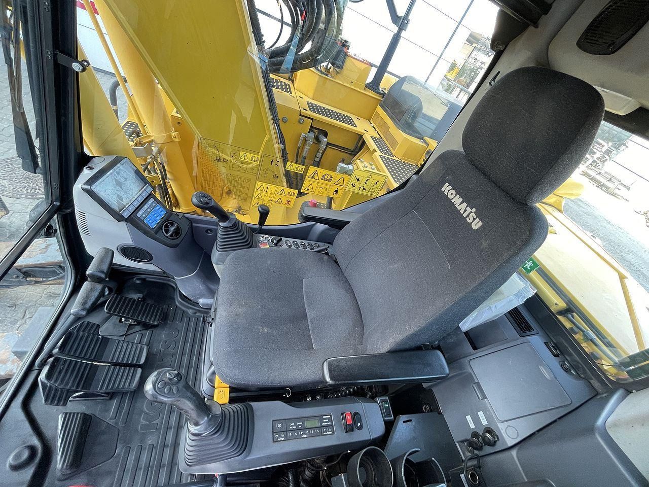 Bandgrävare Komatsu PC138US-11