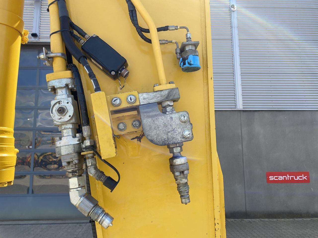 Bandgrävare Komatsu PC210LC-11