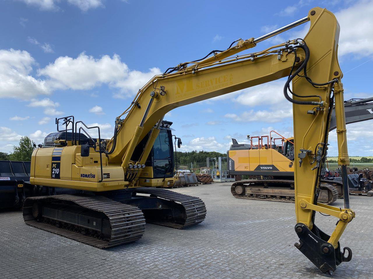 Bandgrävare Komatsu PC210LC-11
