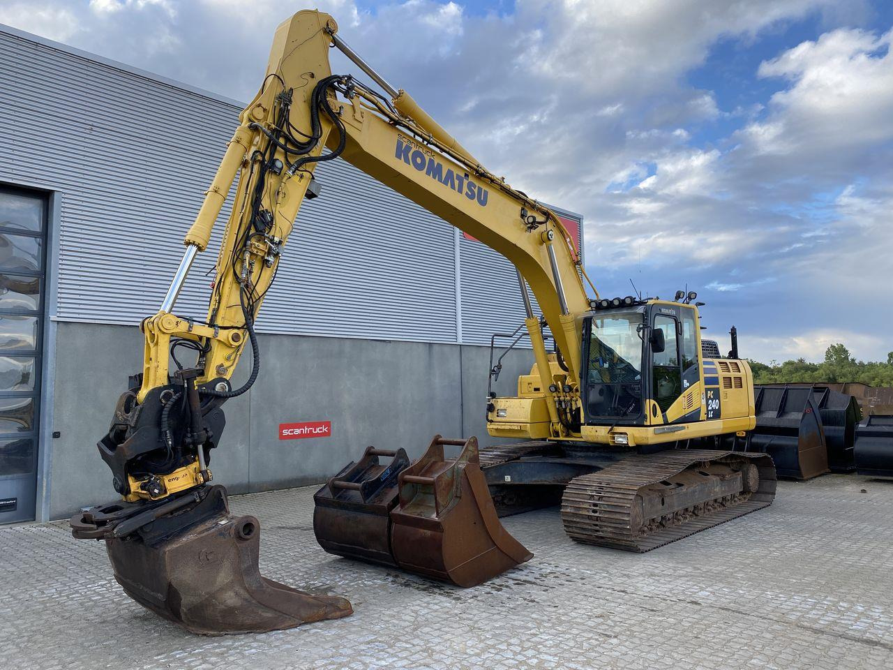 Bandgrävare Komatsu PC240LC-11