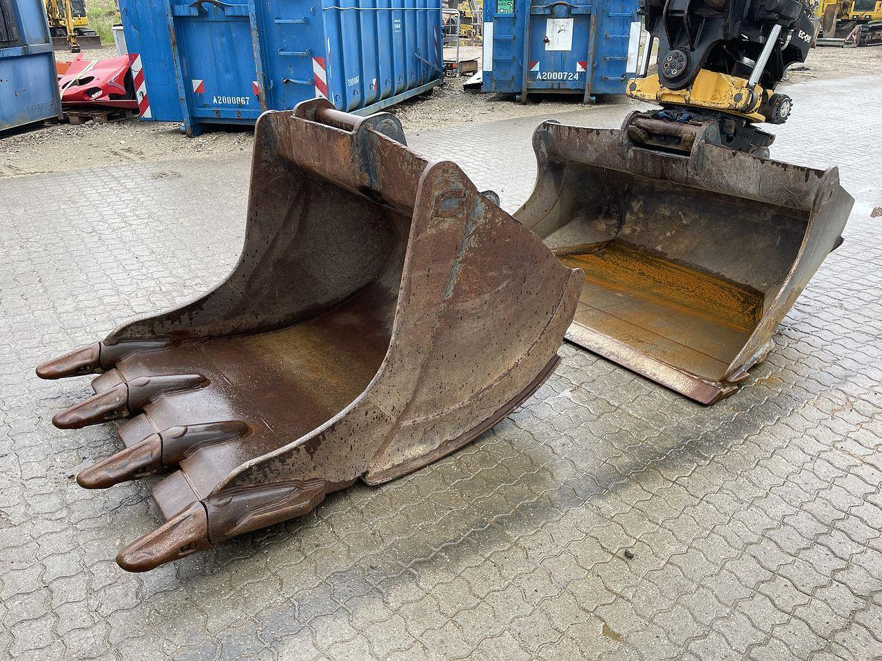 Bandgrävare Komatsu PC240LC-11EO