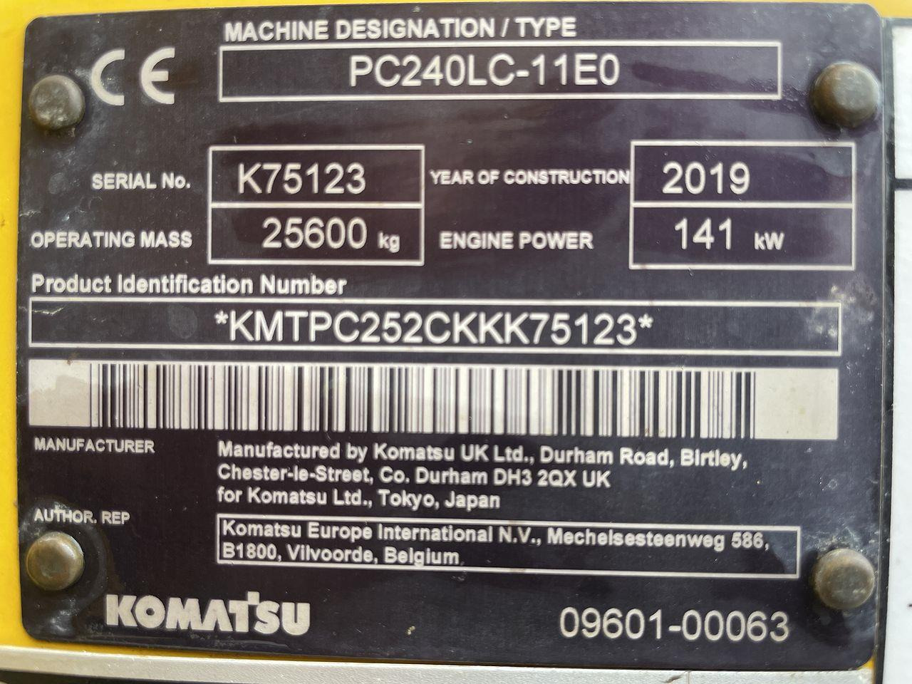 Bandgrävare Komatsu PC240LC-11EO