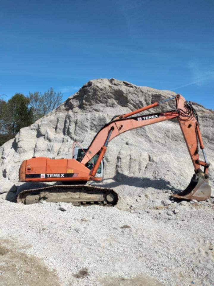 Bandgrävare Terex TC240LC