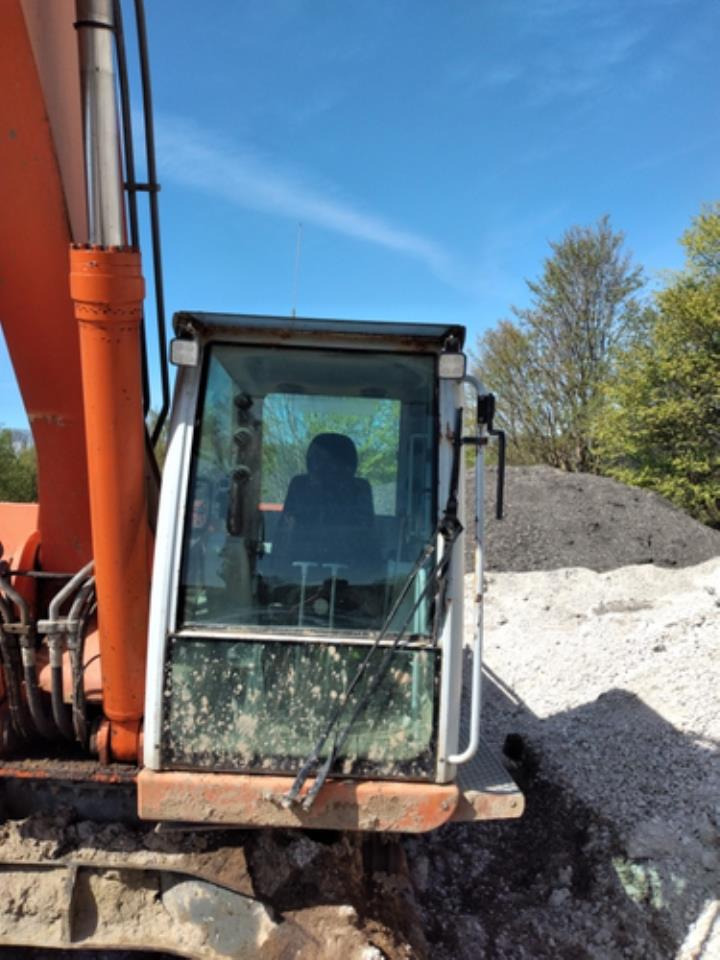 Bandgrävare Terex TC240LC