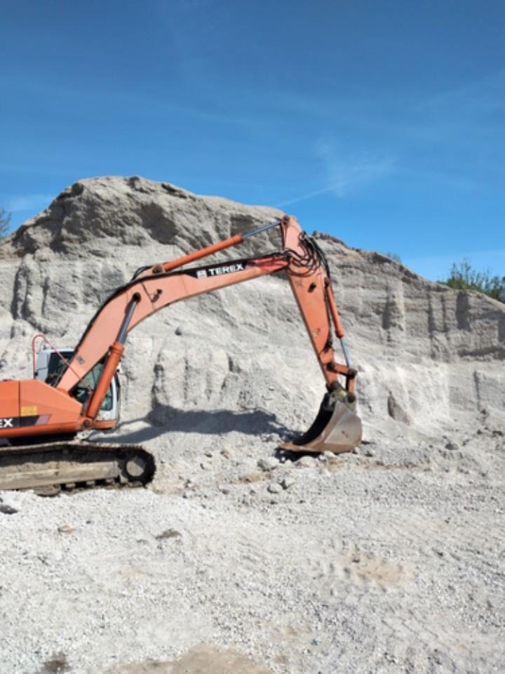 Bandgrävare Terex TC240LC