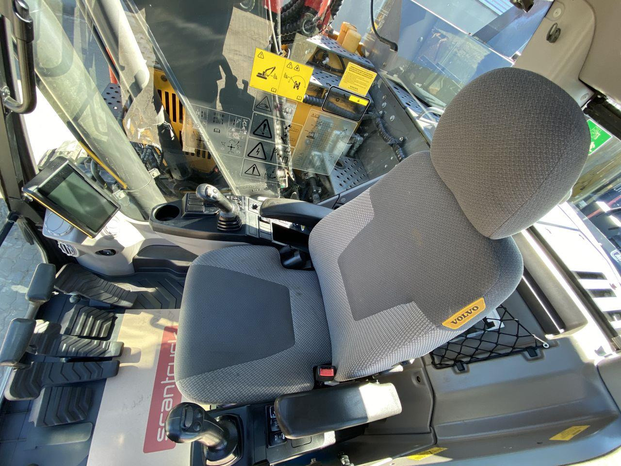 Bandgrävare Volvo ECR145