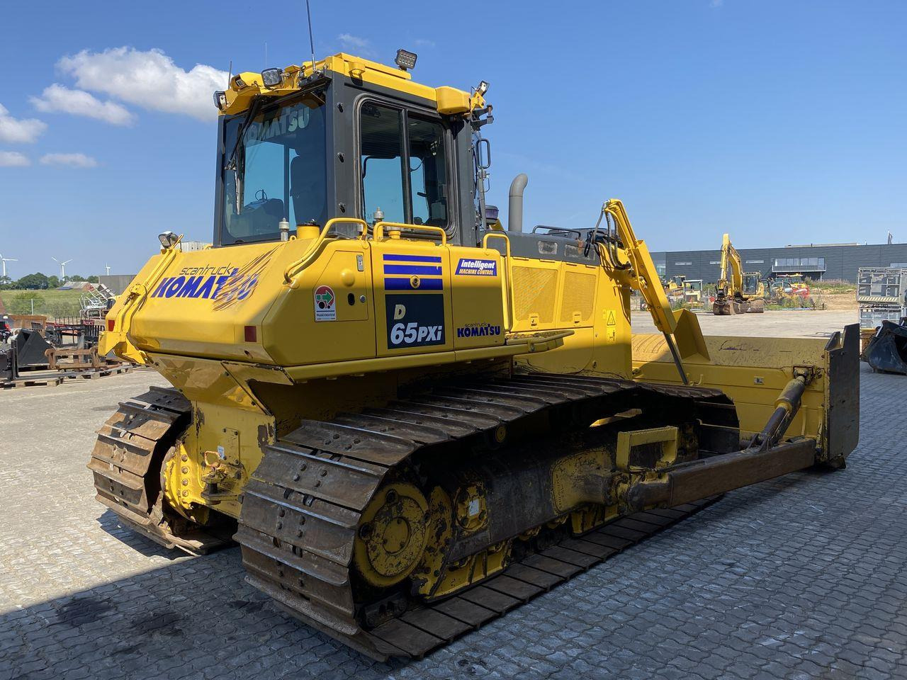 Bulldozer Komatsu D65PXI-18EO