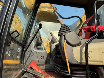 Good condition used broken machinery CAT320D2L used excavator for sale - Bandgrävare: bild 2