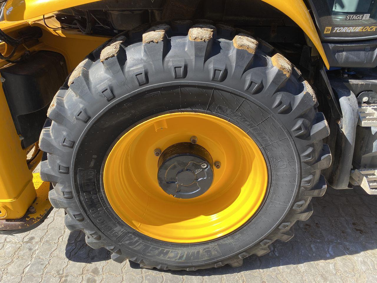 Grävlastare JCB 4CX