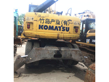 Grävmaskin på däck KOMATSU PW160-7