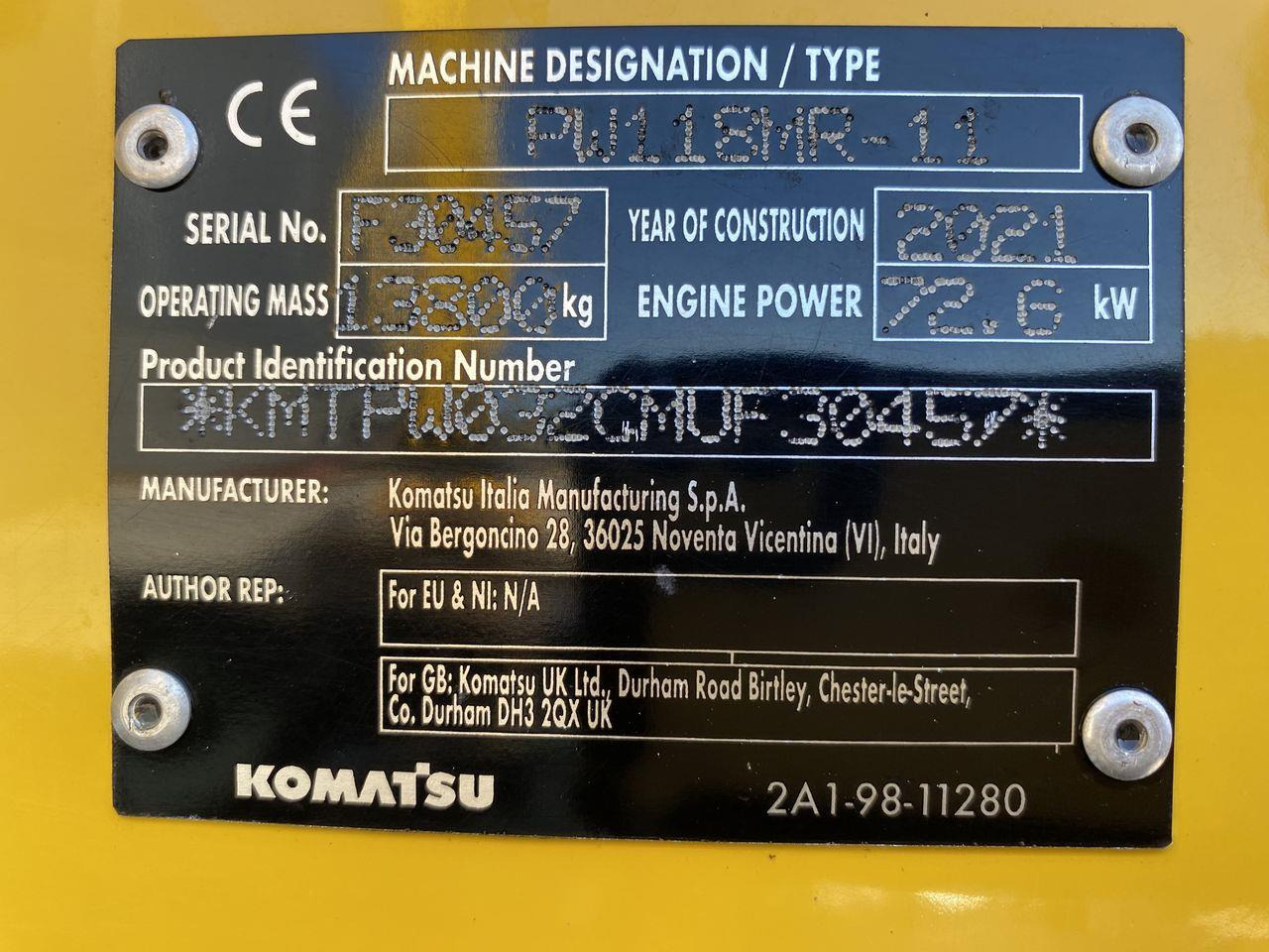 Grävmaskin på däck Komatsu PW118MR-11