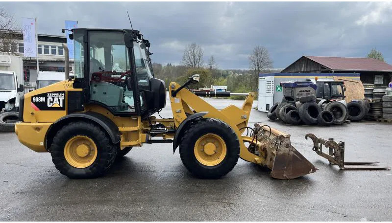 Hjullastare Caterpillar 908 M Klappschaufel+Pal.gabel Schnellwechsl. 908 M 4x4 Klappschaufel+Pal.gabel Schnellwechsl.