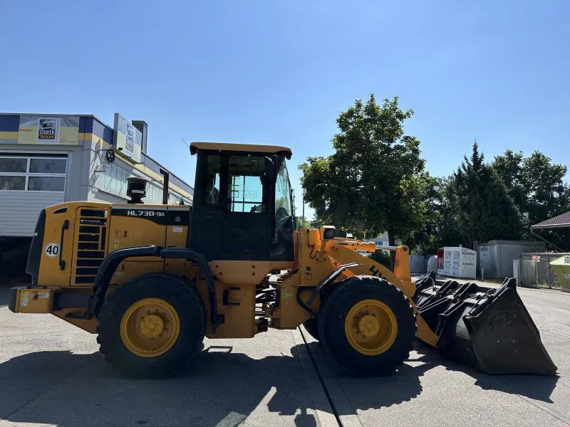 Hjullastare Hyundai HL730-9A 4X4 Radlader Mulch-/Klappschaufel KLIMA A HL730-9A 4X4 Radlader Mulch-/Klappschaufel KLIMA A/C