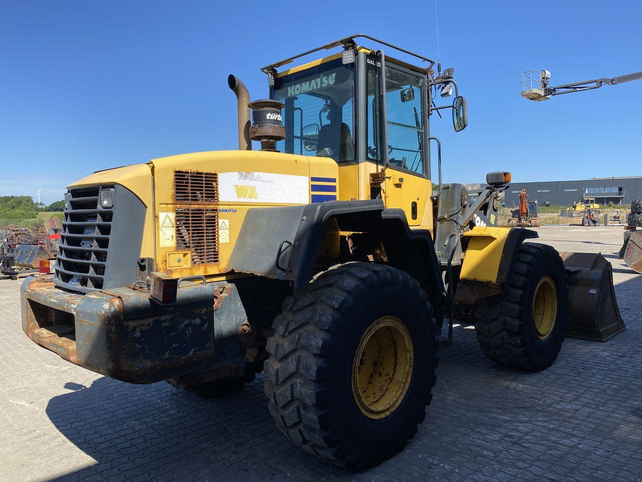 Hjullastare Komatsu WA250PZ-5
