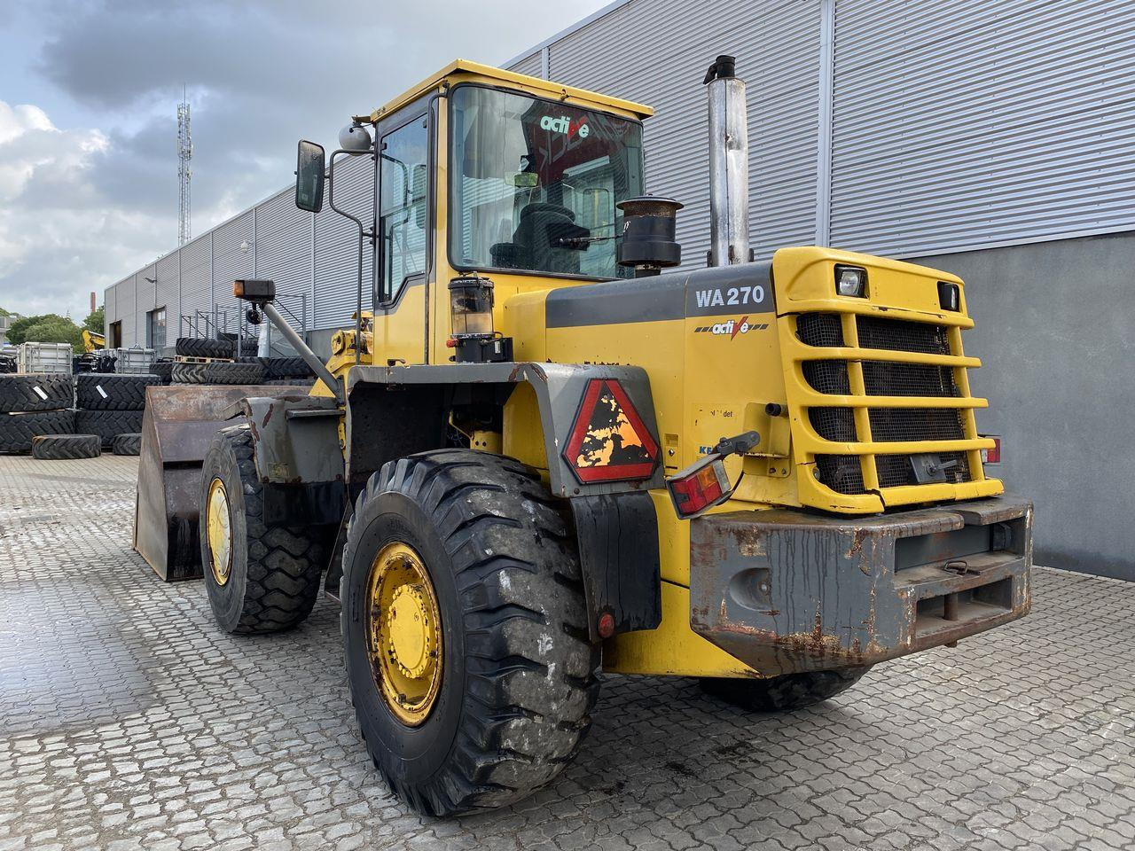 Hjullastare Komatsu WA270-3