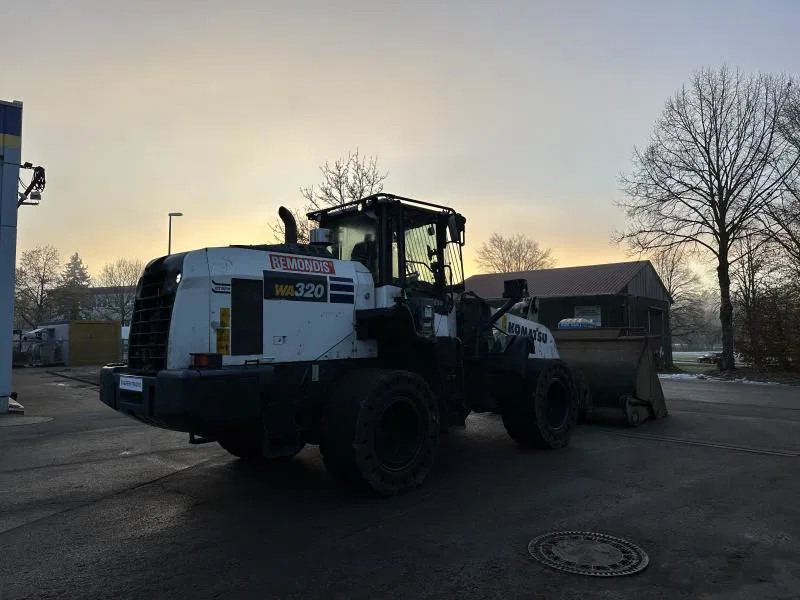 Hjullastare Komatsu WA 320-8 Klappsch. Hochlader WAAGE Schutzbel. Klim WA 320-8 Klappsch. Hochlader WAAGE Schutzbel. Klima