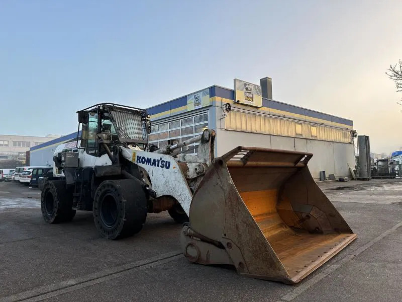 Hjullastare Komatsu WA 320-8 Klappsch. Hochlader WAAGE Schutzbel. Klim WA 320-8 Klappsch. Hochlader WAAGE Schutzbel. Klima