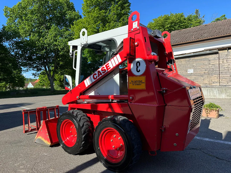Kompakt bandlastare Case 1825 4x4 KOMPAKT / UNILADER mit Schaufel / Gabel