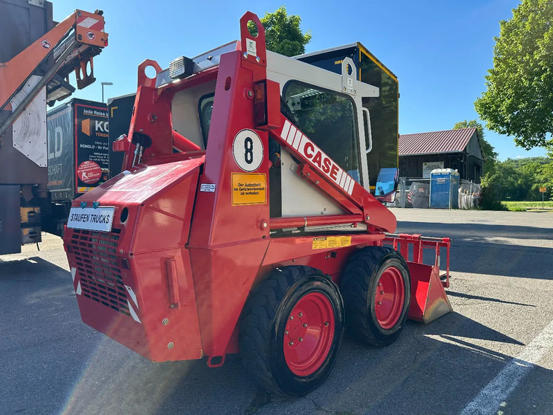 Kompakt bandlastare Case 1825 4x4 KOMPAKT / UNILADER mit Schaufel / Gabel