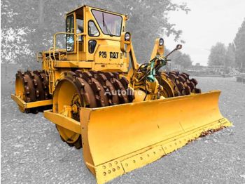 Kompaktor CATERPILLAR 825