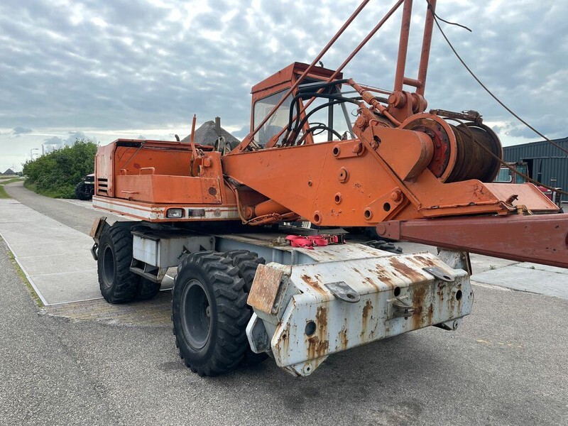 Tornkran Liebherr A921: bild 2