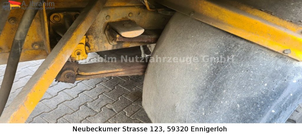 Betongbil med pump Mercedes-Benz LK 1617, Schwing Betonpumpe, Oldtimer: bild 15