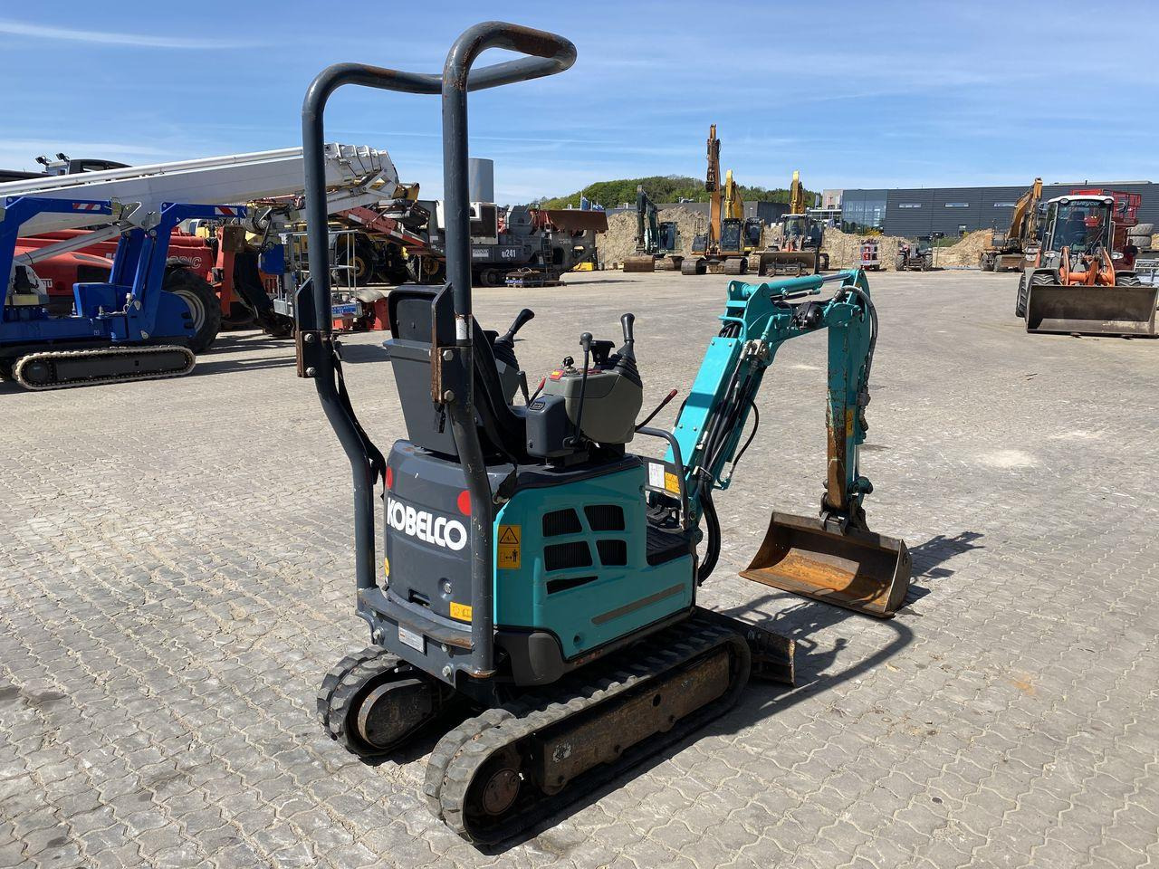 Minigrävmaskin Kobelco SK10SR-2