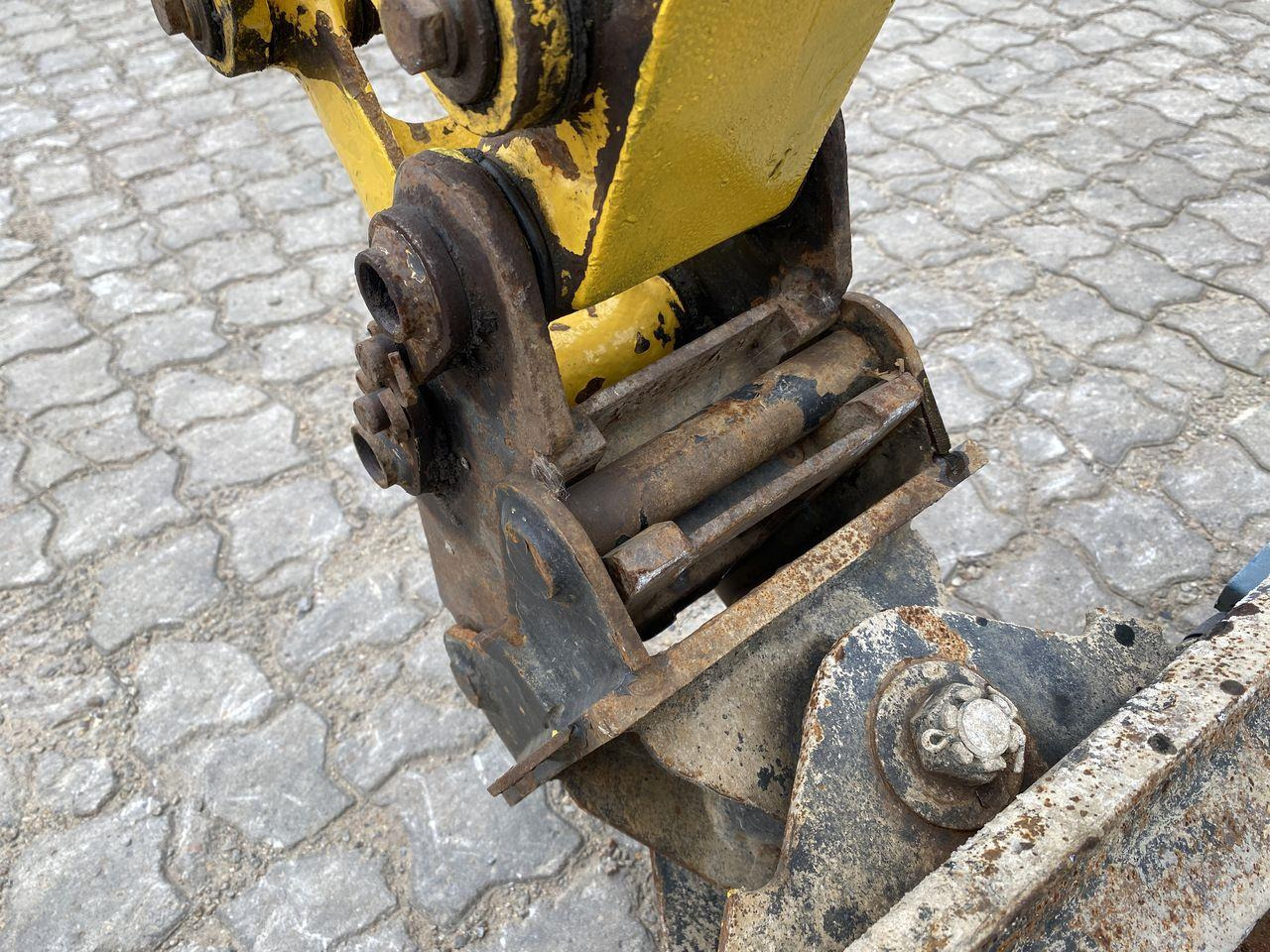 Minigrävmaskin Komatsu PC16R-3HS