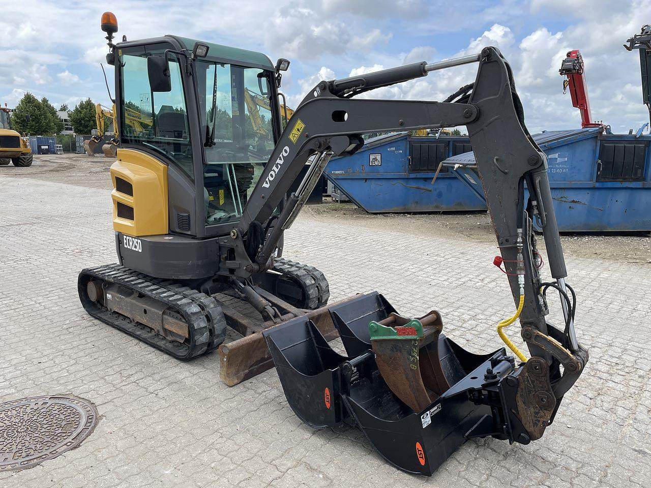 Minigrävmaskin Volvo ECR25