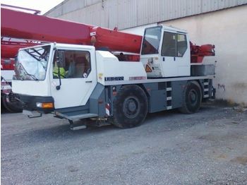 Mobilkran LIEBHERR LTM 1030-2
