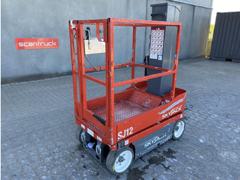 Pelarlift  Skyjack SJ12