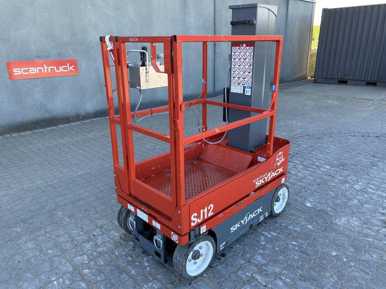 Pelarlift Skyjack SJ12