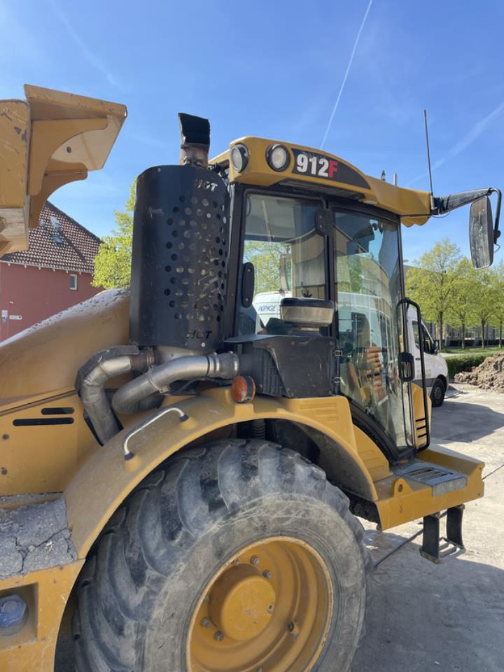 Ramstyrd dumper Hydrema 912F