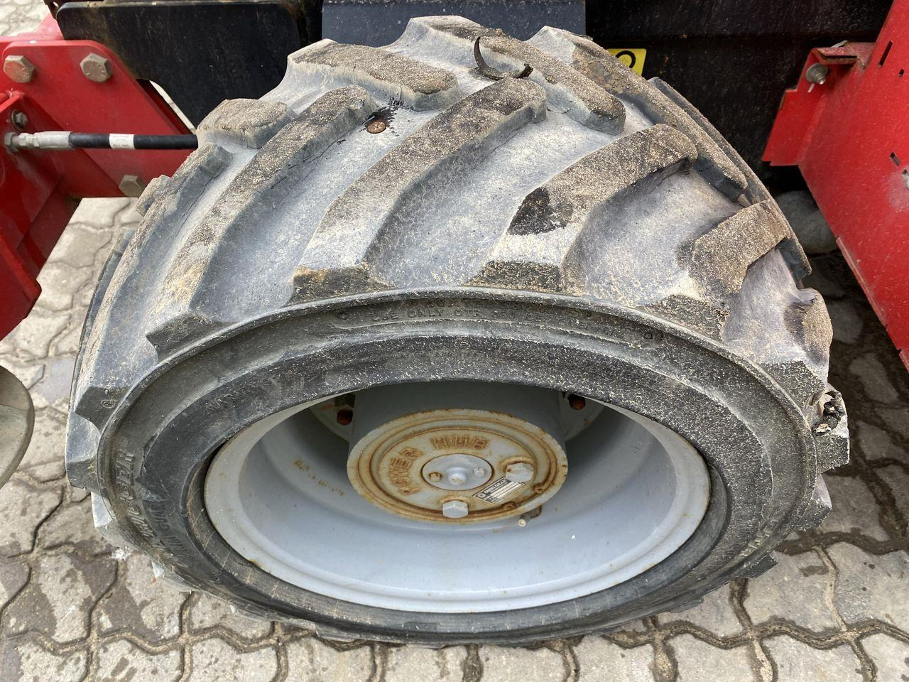 Saxlift Manitou 140SC