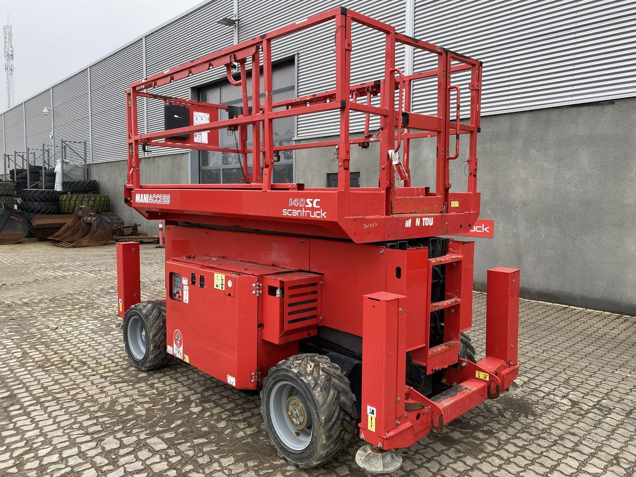 Saxlift Manitou 140SC