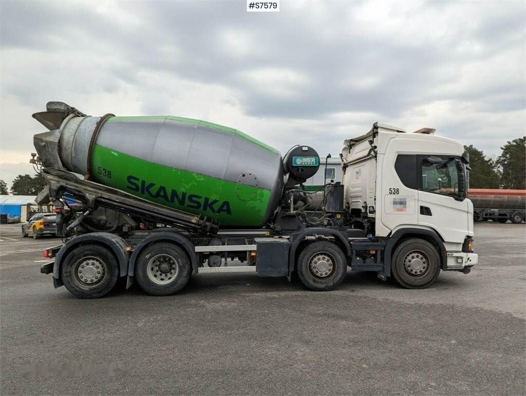 Betongbil Scania G450 8x2 Concrete truck with chute: bild 48