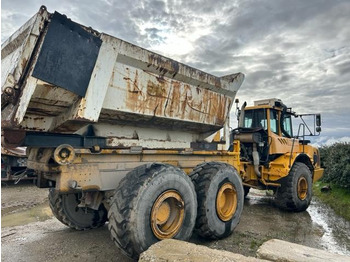 Ramstyrd dumper VOLVO