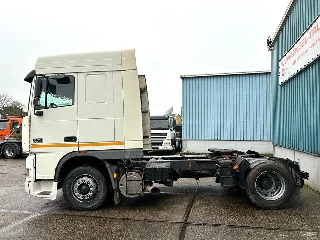 Leasa DAF 95.430 XF SPACECAB (EURO 3 / ZF16 MANUAL GEARBOX / ZF-INTARDER / AIRCONDITIONING / 870 LITER DIESELTANK) DAF 95.430 XF SPACECAB (EURO 3 / ZF16 MANUAL GEARBOX / ZF-INTARDER / AIRCONDITIONING / 870 LITER DIESELTANK): bild 5