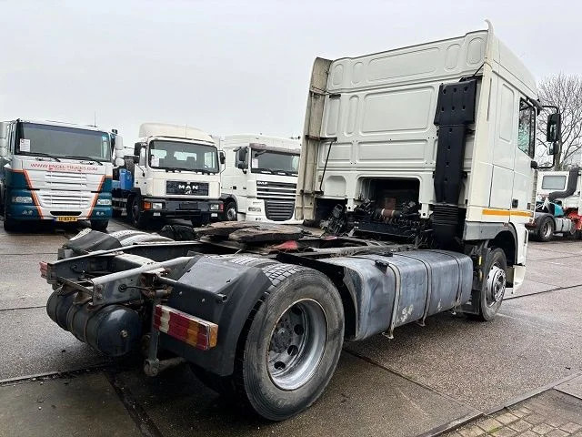 Leasa DAF 95.430 XF SPACECAB (EURO 3 / ZF16 MANUAL GEARBOX / ZF-INTARDER / AIRCONDITIONING / 870 LITER DIESELTANK) DAF 95.430 XF SPACECAB (EURO 3 / ZF16 MANUAL GEARBOX / ZF-INTARDER / AIRCONDITIONING / 870 LITER DIESELTANK): bild 3