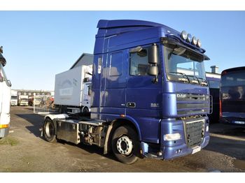Dragbil DAF FT105410T