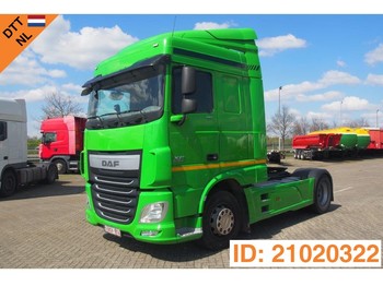 Dragbil DAF XF106.410 Space Cab