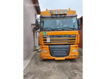 Dragbil DAF XF 105 460